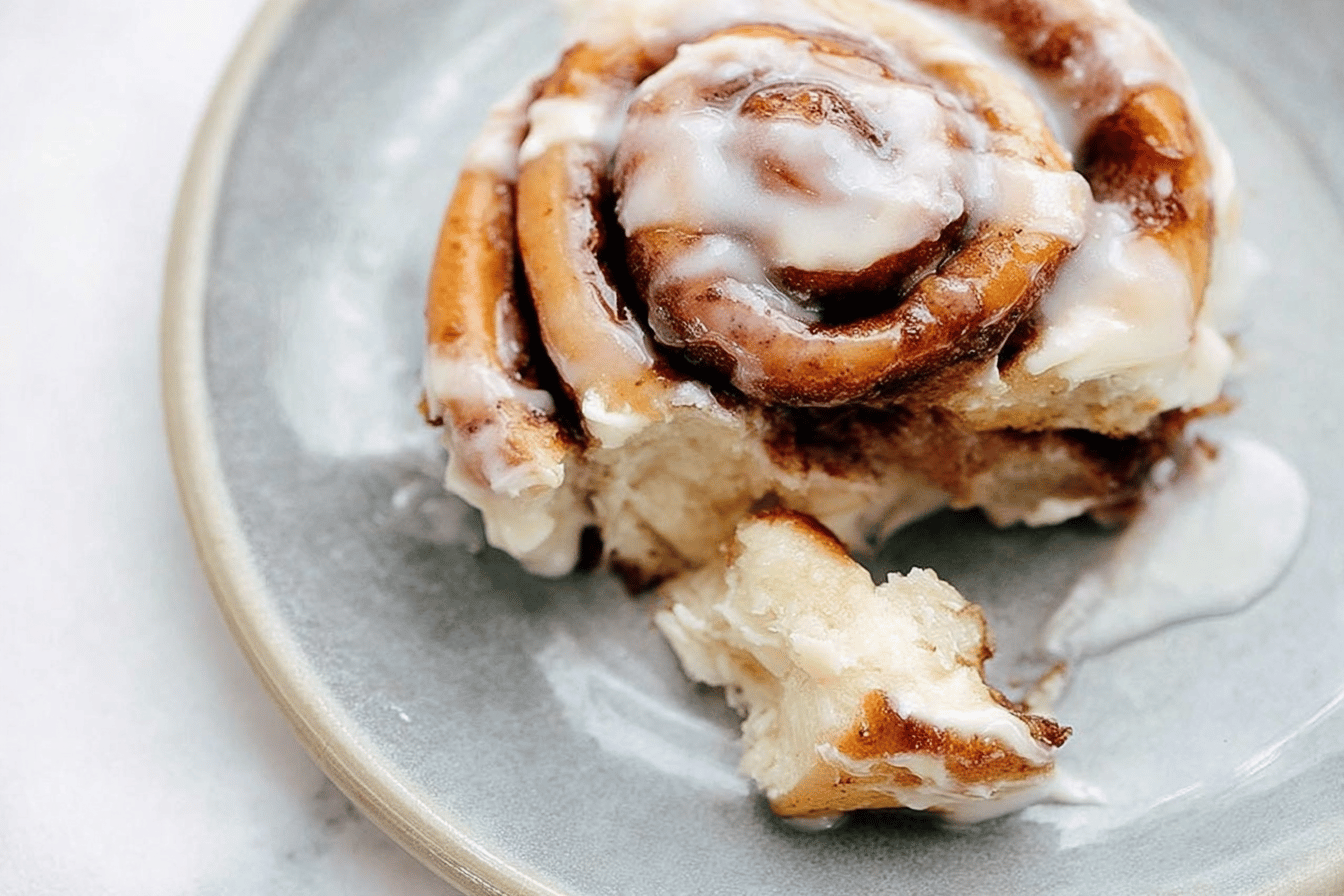 Easy Overnight Cinnamon Rolls
