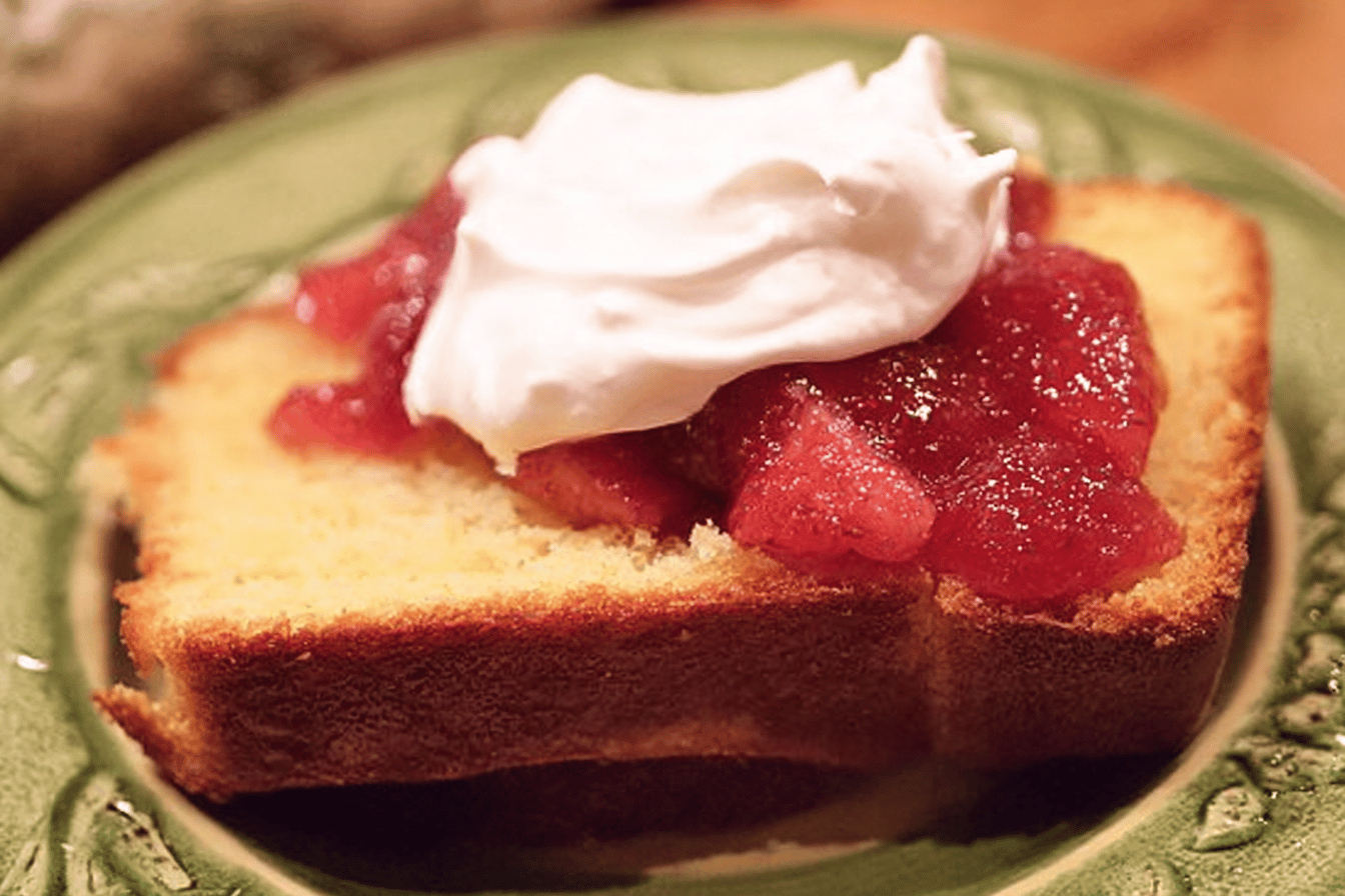 Old-Fashioned Pound Cake